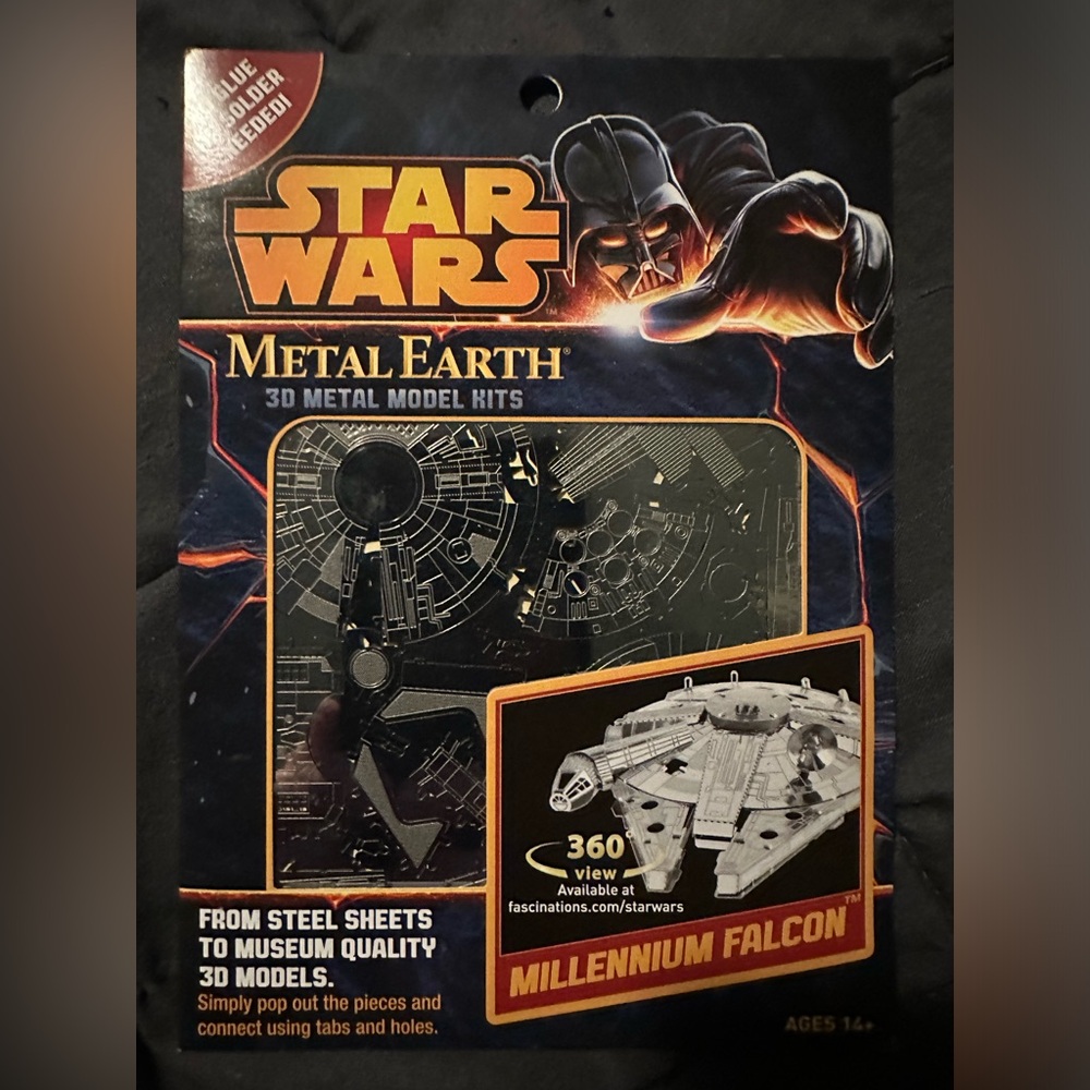 Metal Earth Millennium Falcon 3D Model Kit